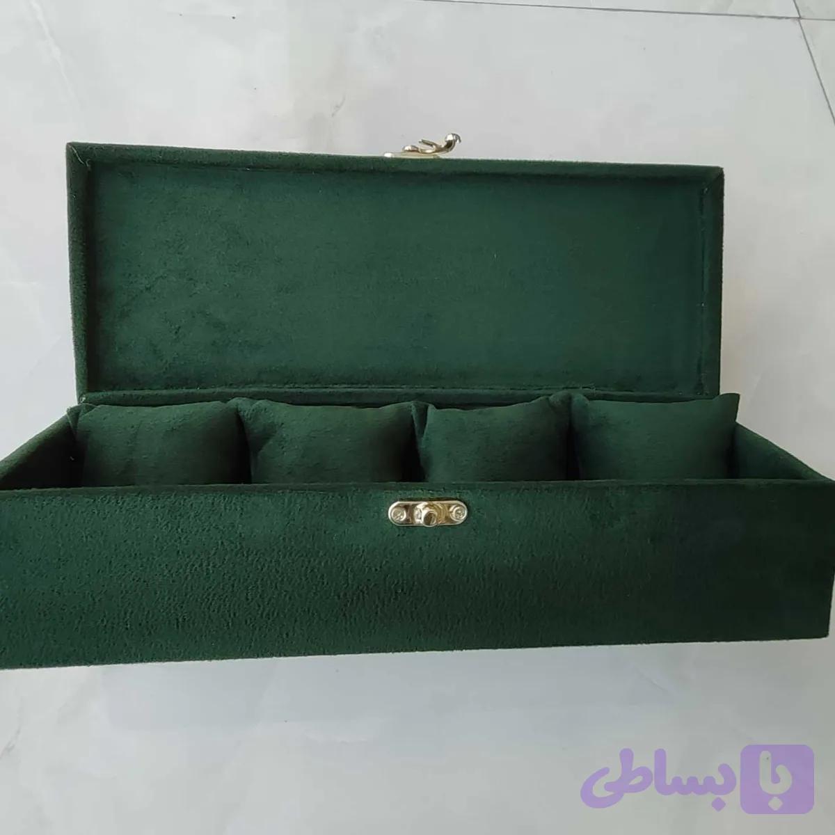جعبه نگهداری ساعت و دستبند ۴ بالشتی | باکس لوکس ساعت | جواهر باکس — تصویر 1