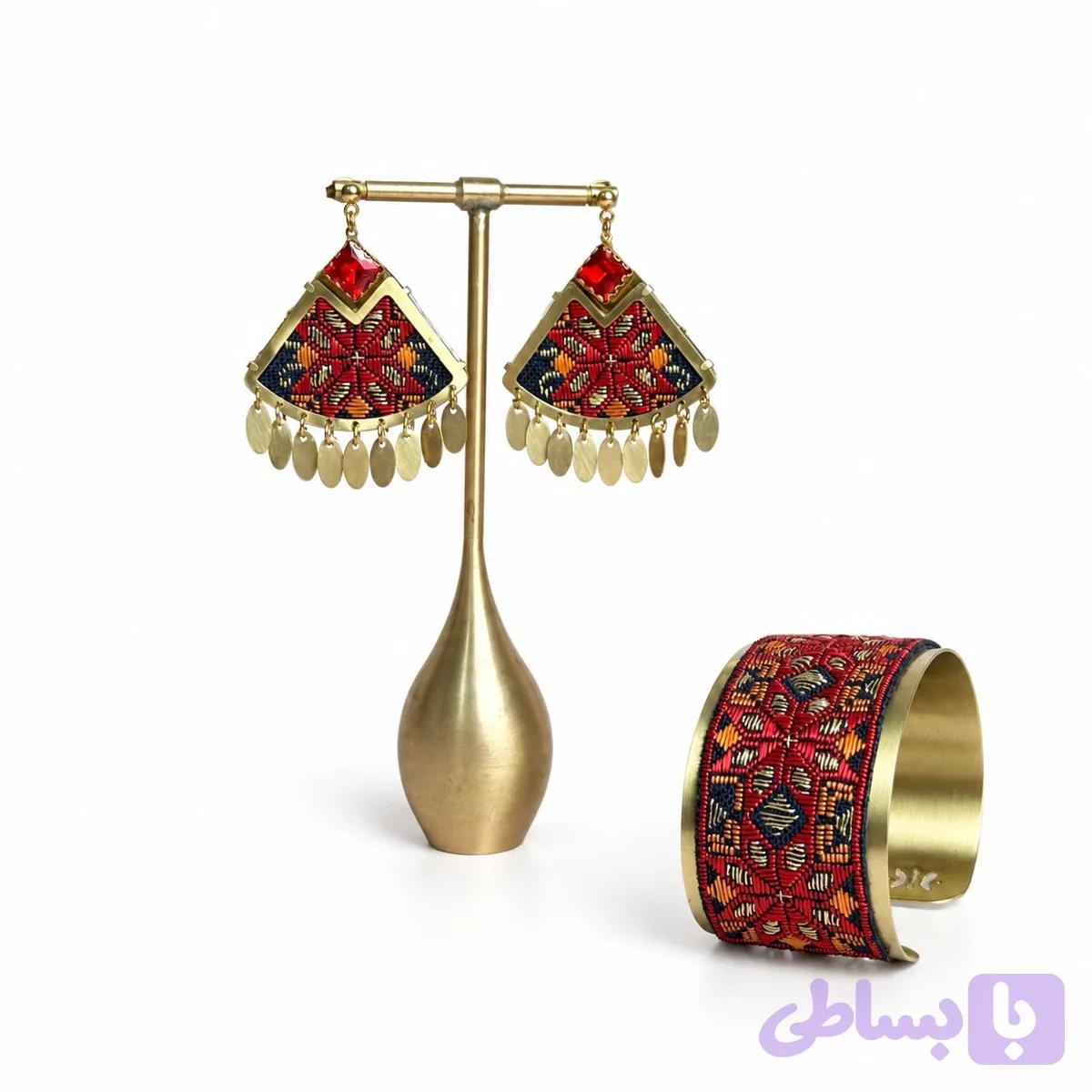 نیم ست گوشواره و دستبند — تصویر 1