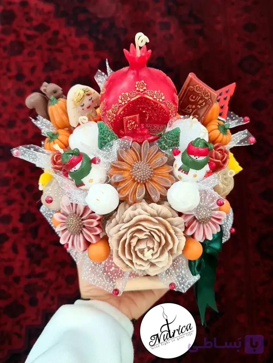 باکس گل شمع یلدا | هدیه‌ای از قصه‌های گرم زمستان