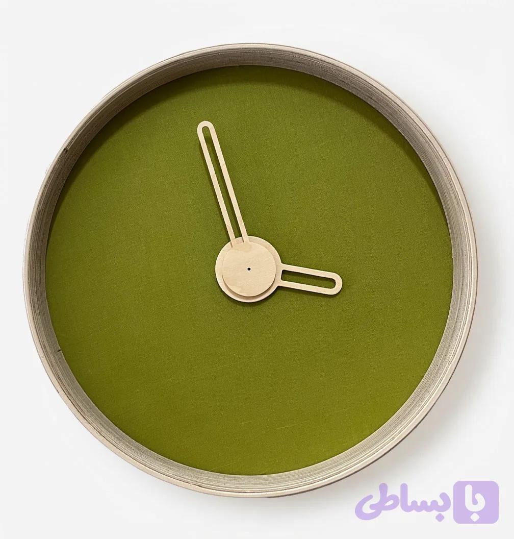 ساعت دیواری قطر ۲۰