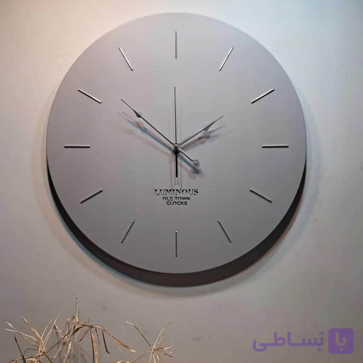ساعت کلاسیک سایز 60 لومینس کد 00556