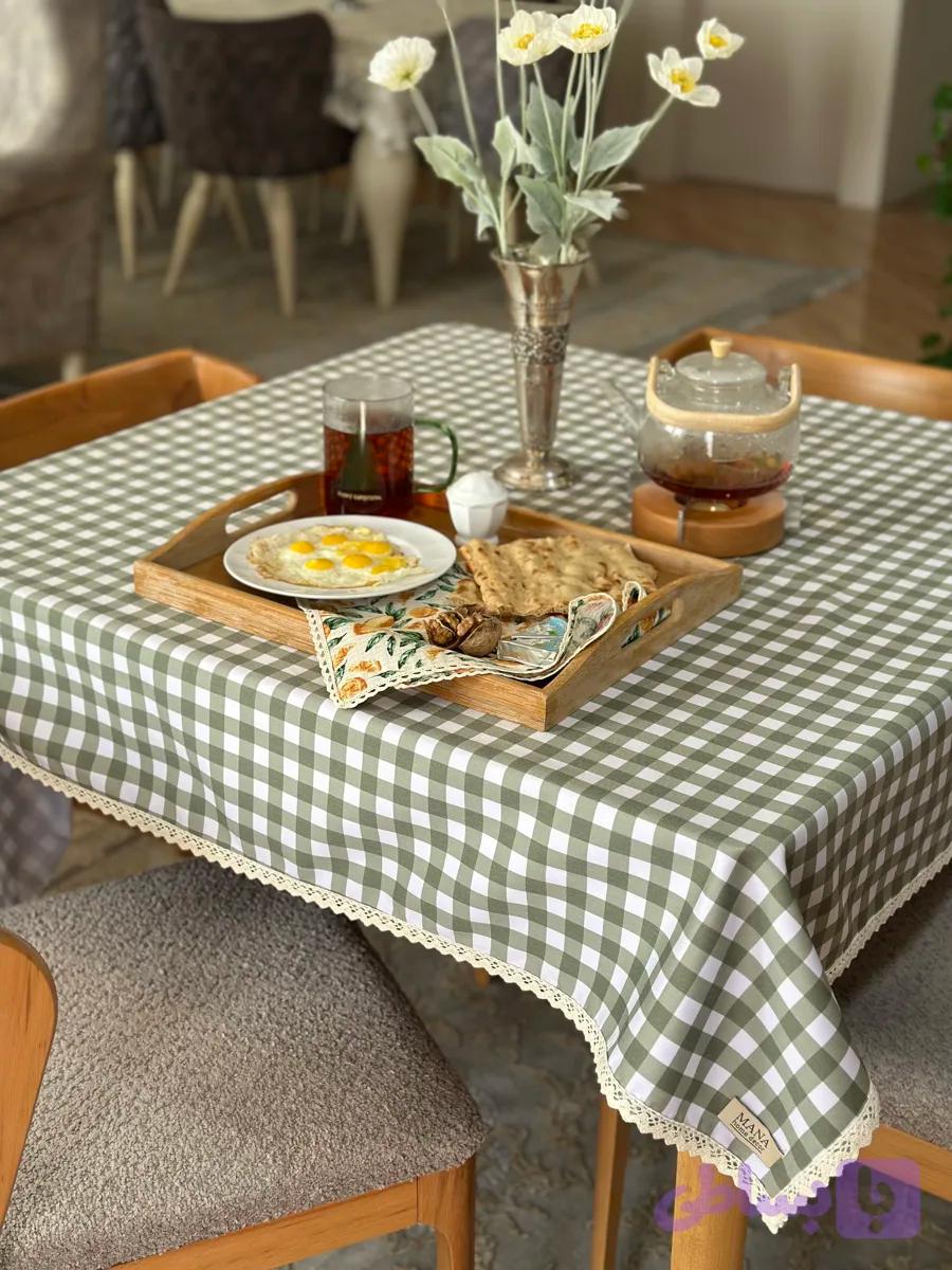 رومیزی چهارخانه ضدلک نواردوزی شده