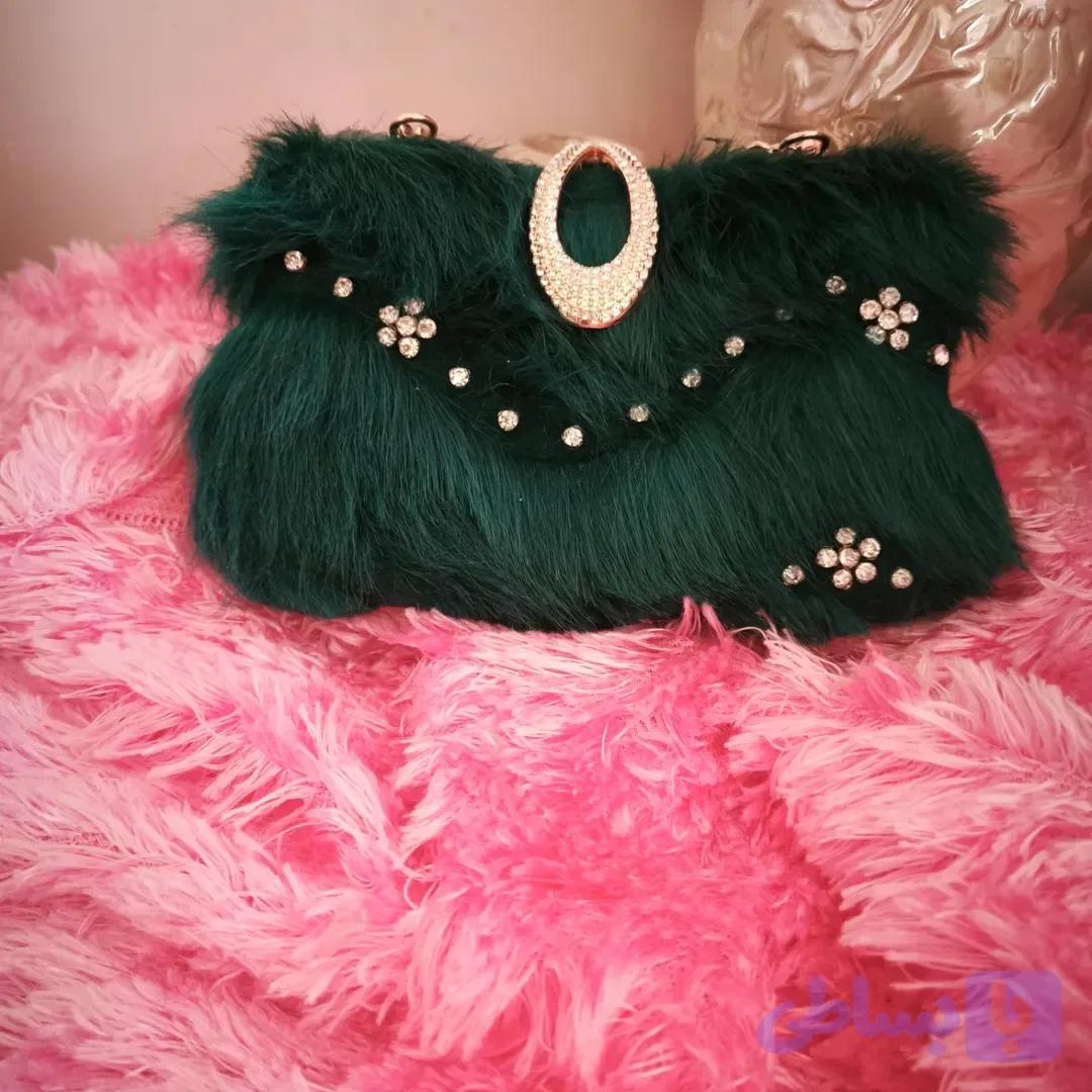 کیف مجلسی زنانه دستساز خزدار