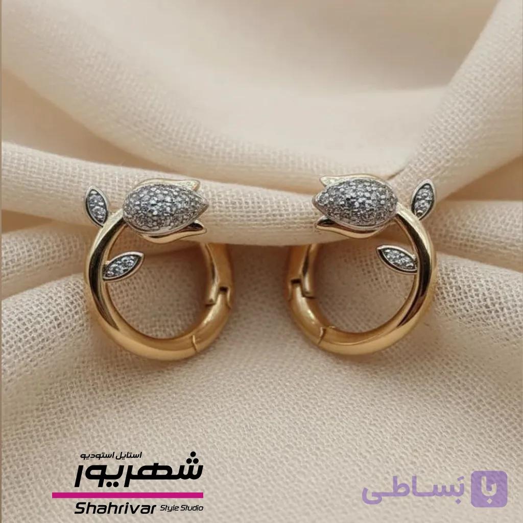گوشواره زنانه حلقه ای طلایی و نقره ای گل لاله دور گوش ژوپینگ