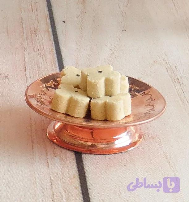 ظرف کوچک مسی قلمزنی — تصویر 1