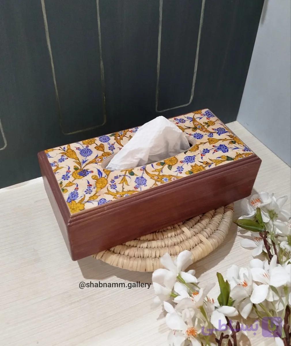 جا دستمال‌کاغذی چوبی دست‌ساز دکوپاژ و پتینه طرح ترنج سنتی