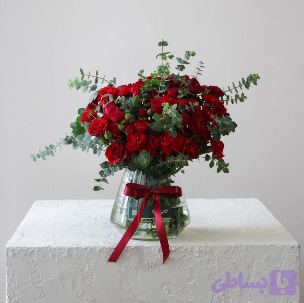 گلدان شیشه‌ای مینیمال رز مینیاتوری قرمز مدل بابوس کد 11520 — تصویر 1