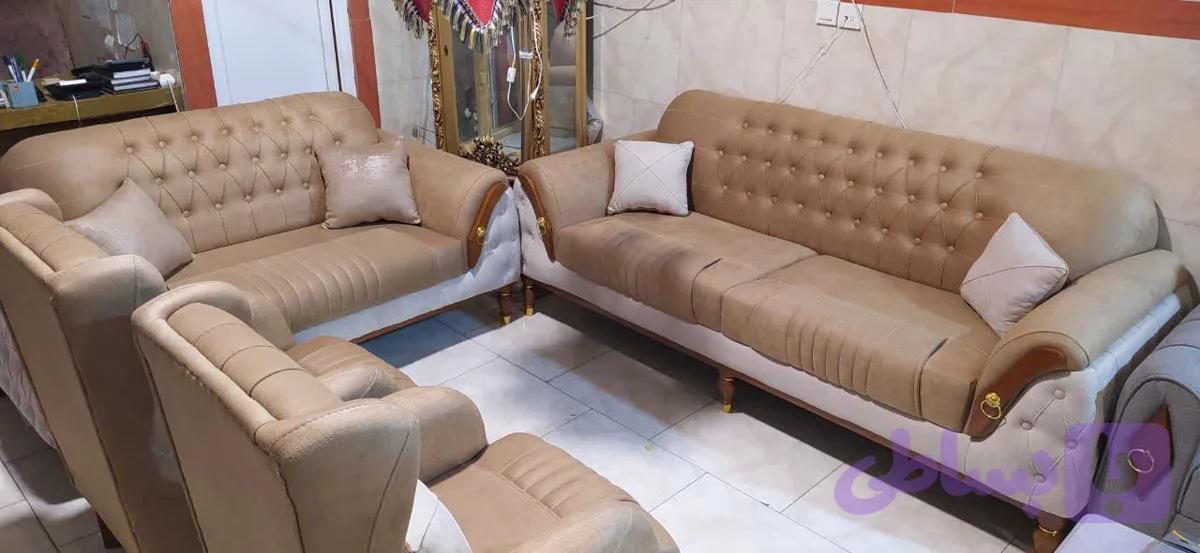 مبل راحتی ست 7 نفره مدل پاریس با روکش پارچه و دارای 4 عدد کوسن