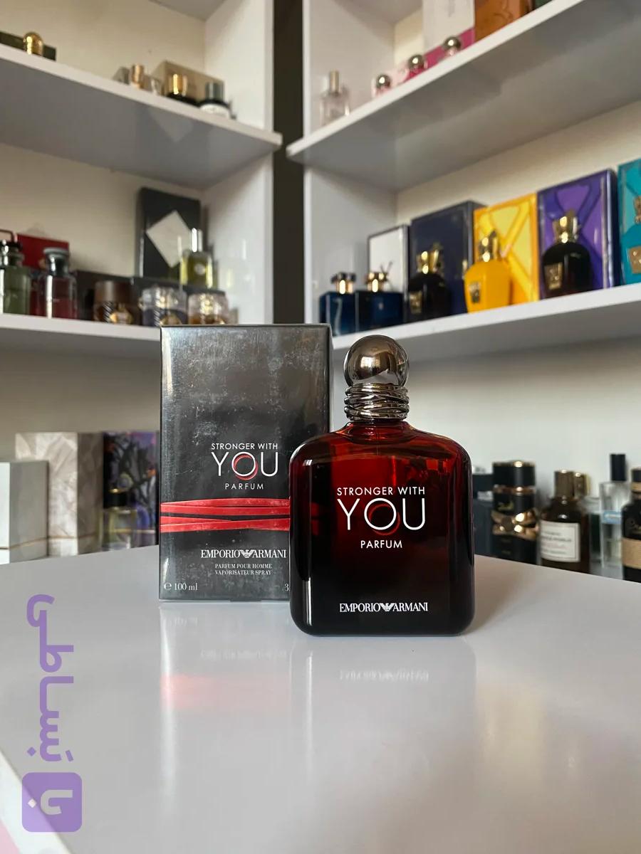 عطر ادکلن مردانه استرانگر ویت یو نسخه پارفوم ۱۰۰ میل مسترکوالیتی سفارش اروپا بارکددار