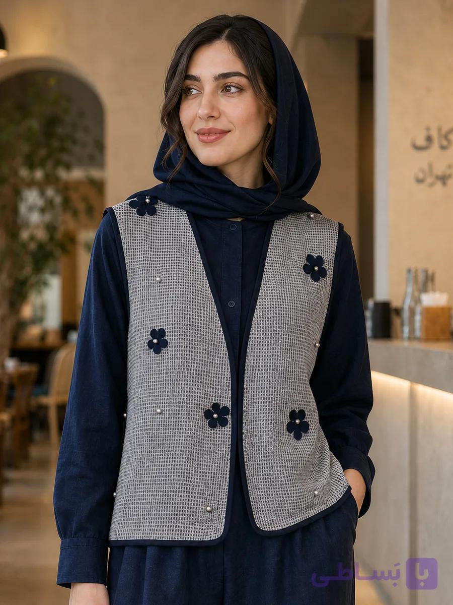وست زنانه طوسی بافت حصیری – گل برجسته سرمه‌ای ، یونیک | گالری نخل — تصویر 1