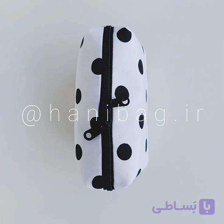 کیف آرایش سفید مدل نقطه دار — تصویر 1
