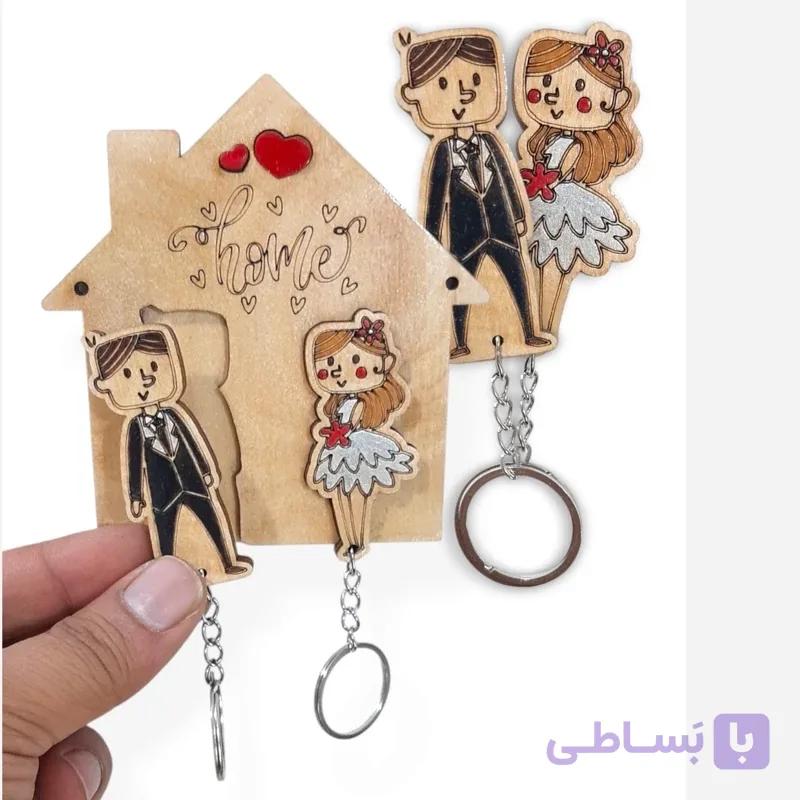 جاکلیدی چوبی طرح زوج عاشق هدیه و دکور