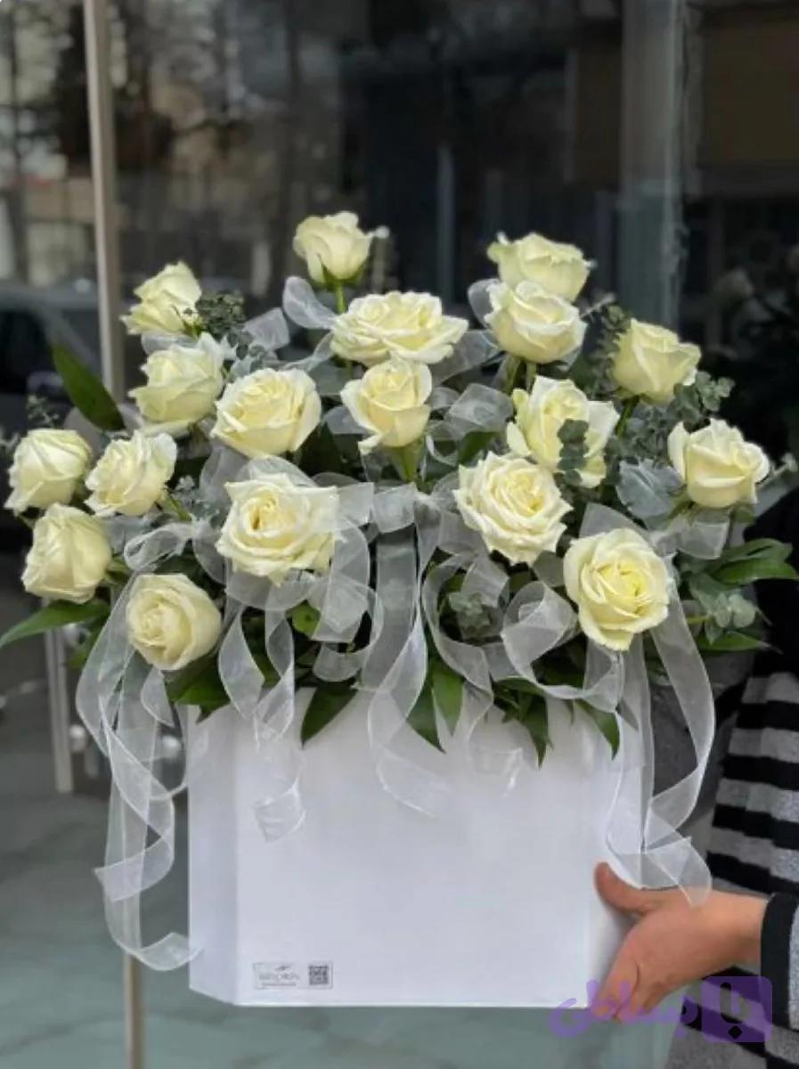 باکس گل رزسفید