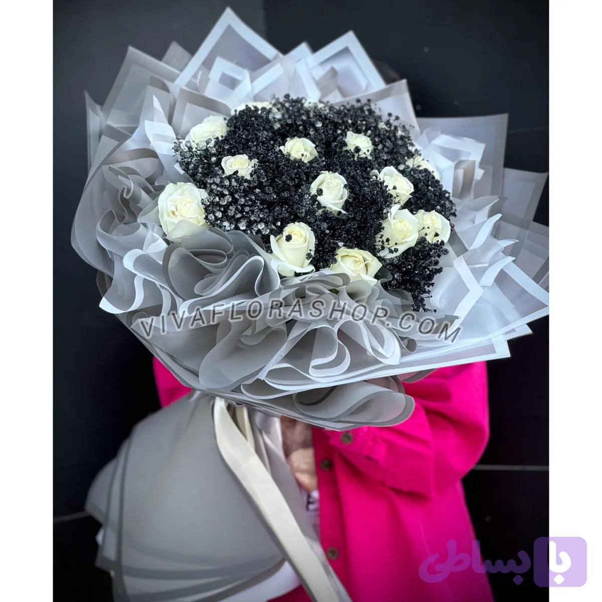 دسته گل آغوش خاکستری