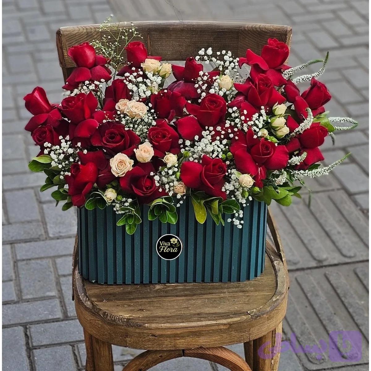 باکس گل رز درخشش سرخ