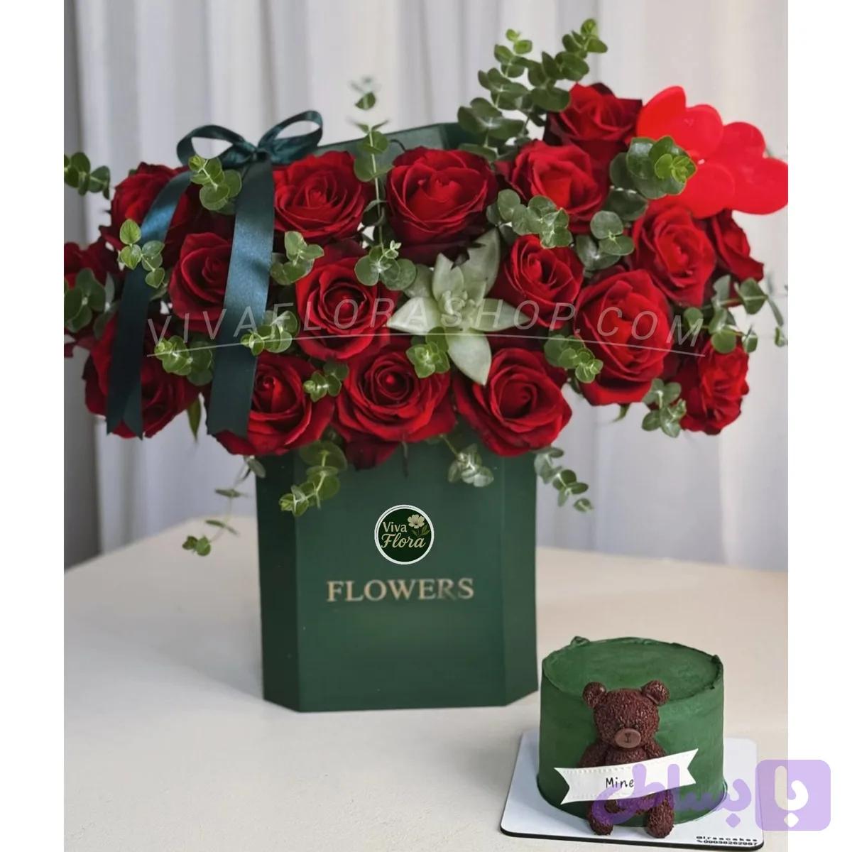 باکس گل و کیک شیرینی رویا