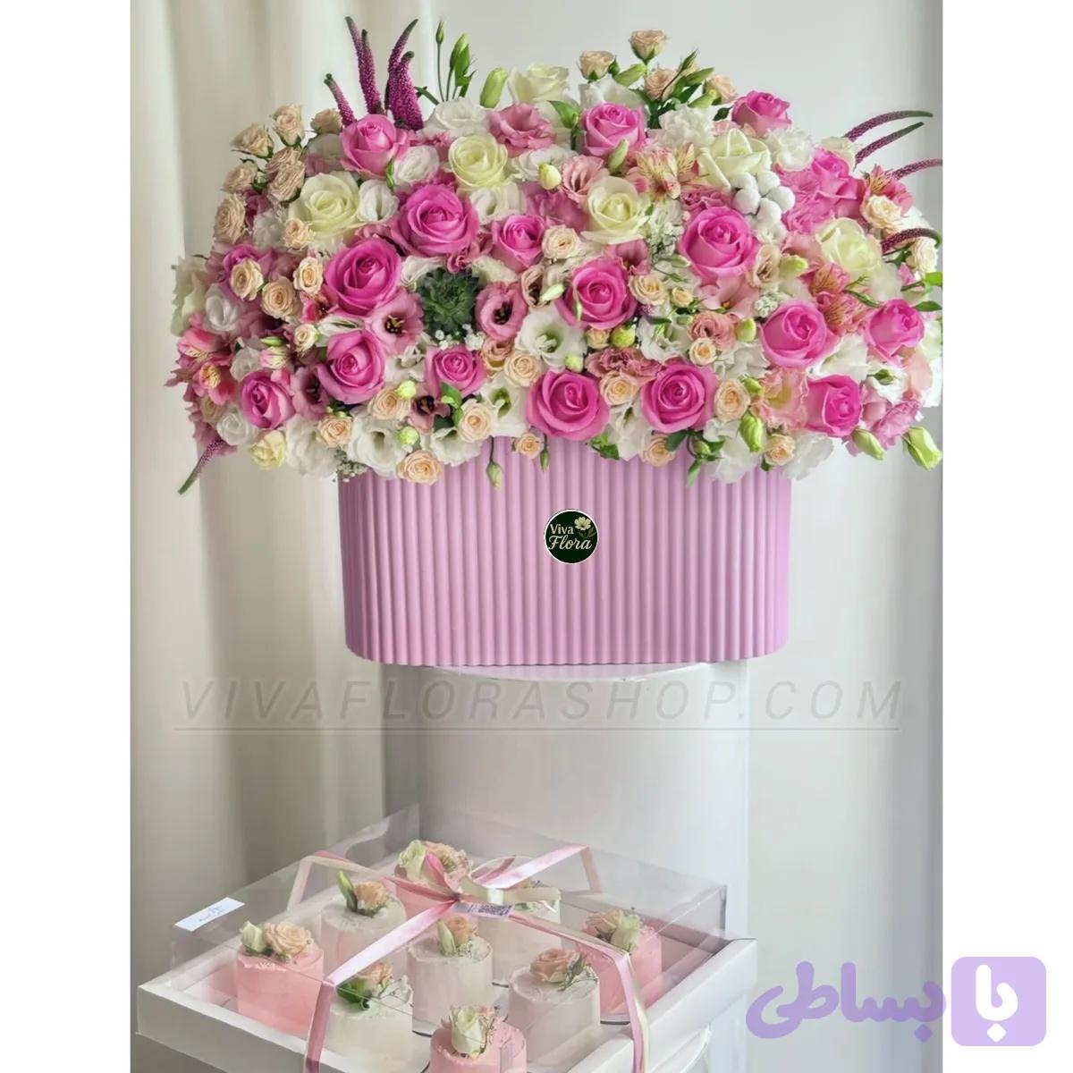 باکس گل و کیک رویای صورتی