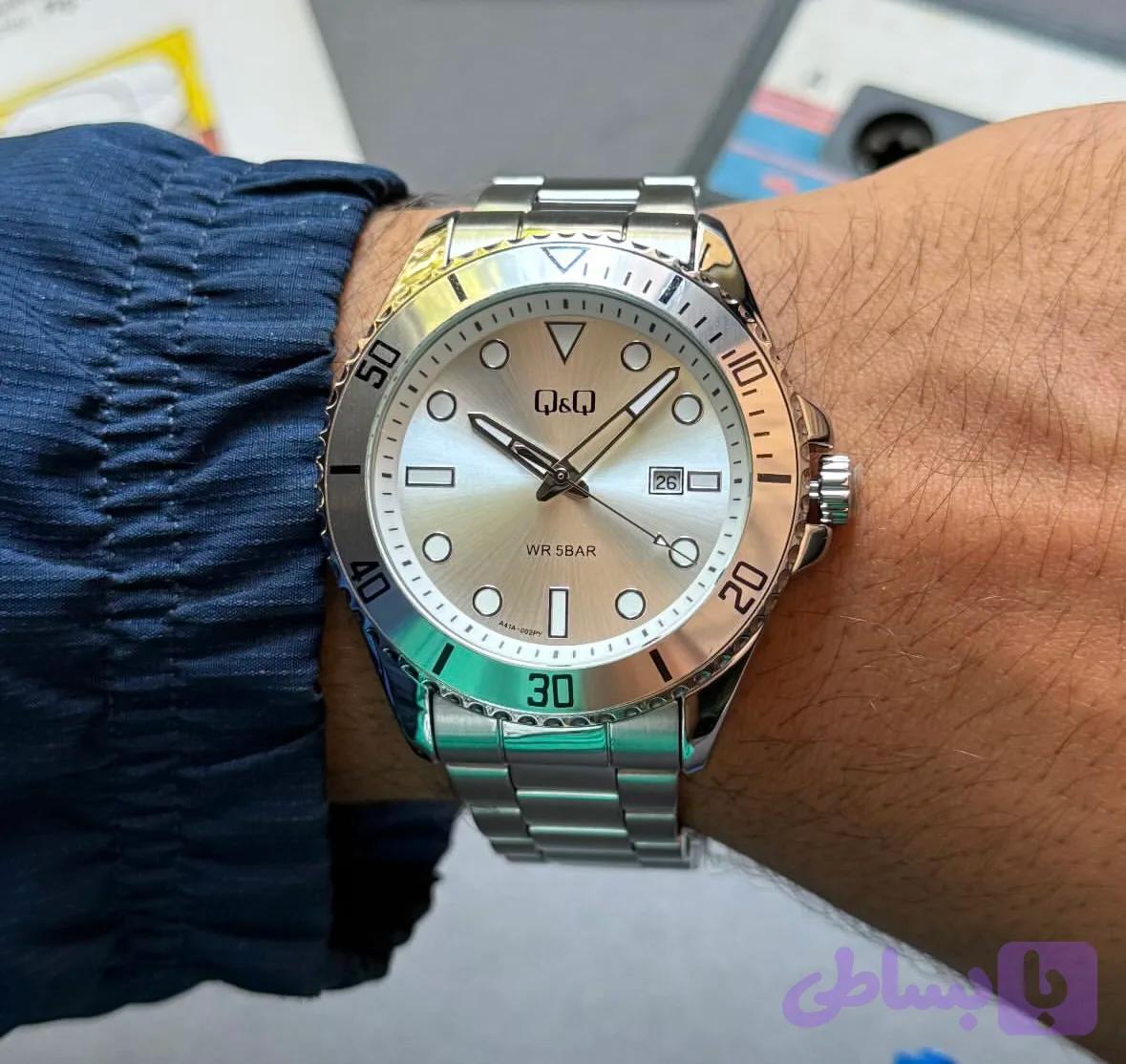 ساعت مچی مردانه کیو اند کیو مدل A41A-002PY