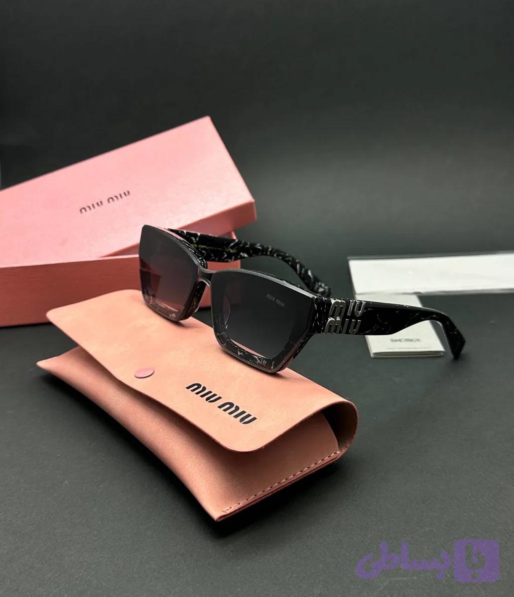 عینک افتابی زنانه میومیو مدل miu miu 90a اورجینال