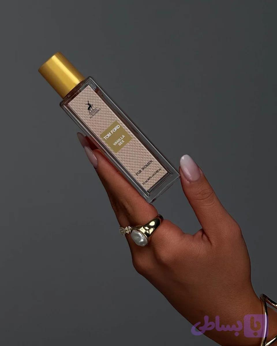 عطر وانیلا سکس (کد KQ4LH)