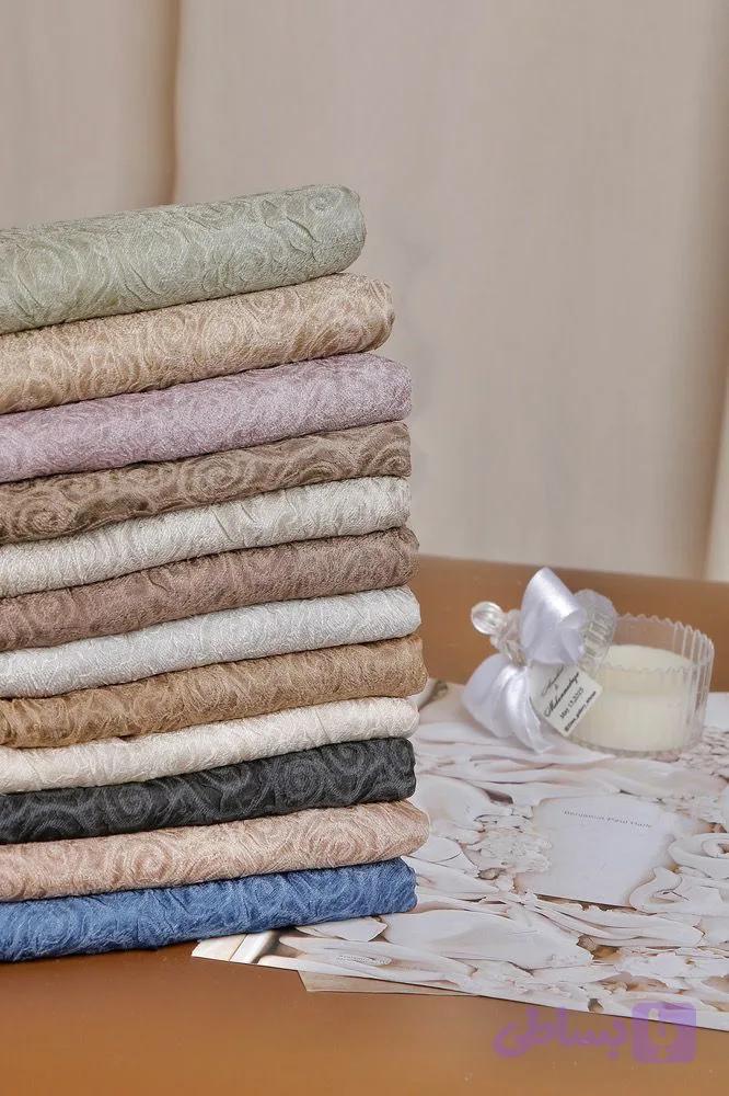 شال حریر ابریشم طرح گل وارداتی دور گاندوزی شده