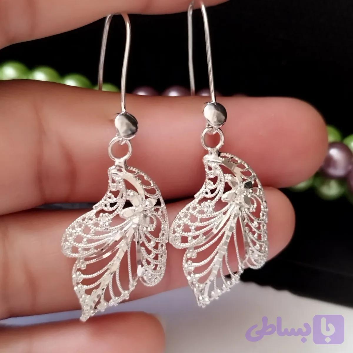 گوشواره نقره آویزی عیار 925 طرح ملیله زنانه