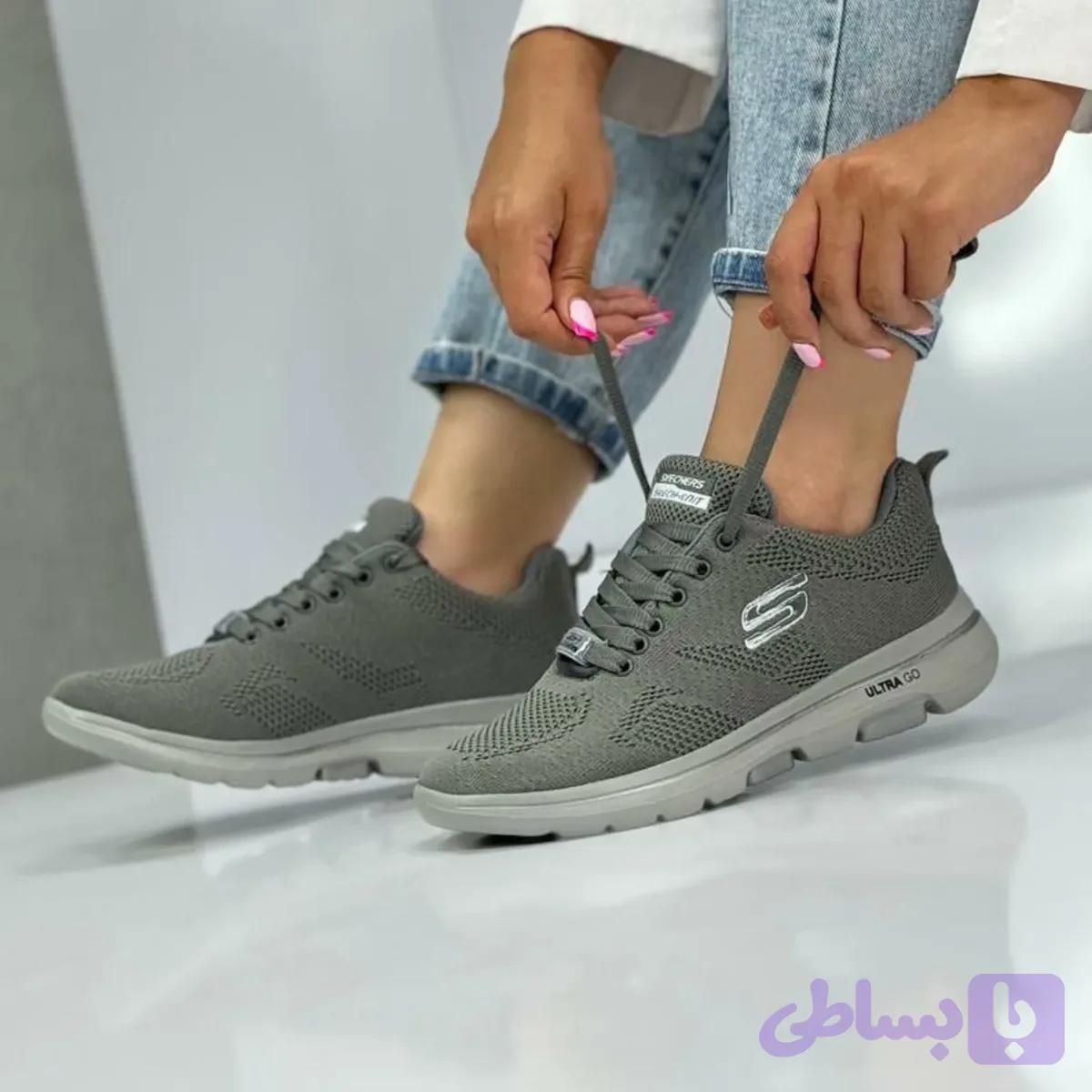 کفش اسکیچرز کوانتوم مردانه طوسی رویه پارچه سه لایه تنفسی زیره الترا نرم کفی طبی