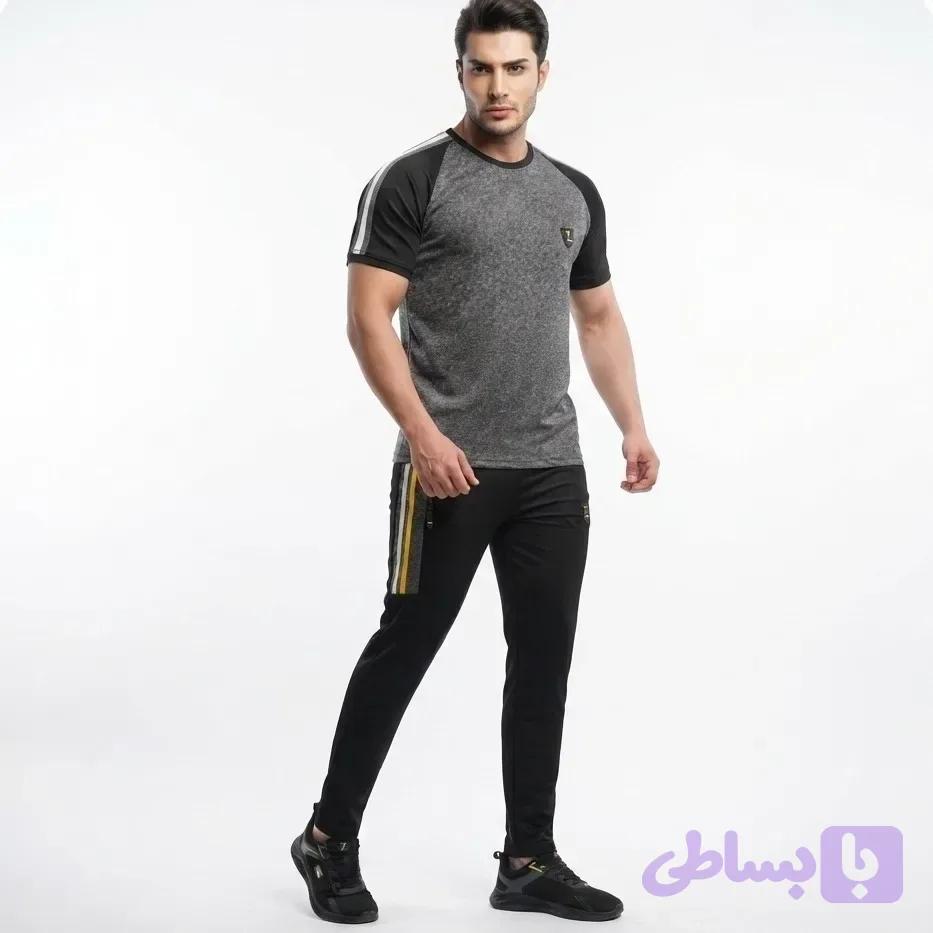 ست تیشرت و شلوار مردانه رنگ مشکی طوسی جنس نخ پارچه مولینه و زهره لاکرادار سایز 2 سایز مناسب استفاده روزمره ورزش و پیاده روی