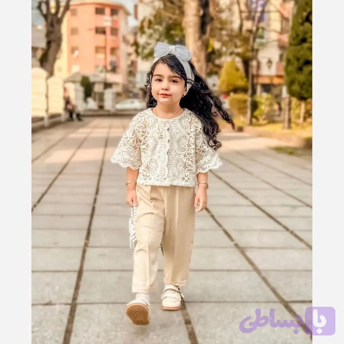 کت و شلوار دخترانه طرح گیپور جنس صوفیا نخ مناسب 1 تا 9 سال