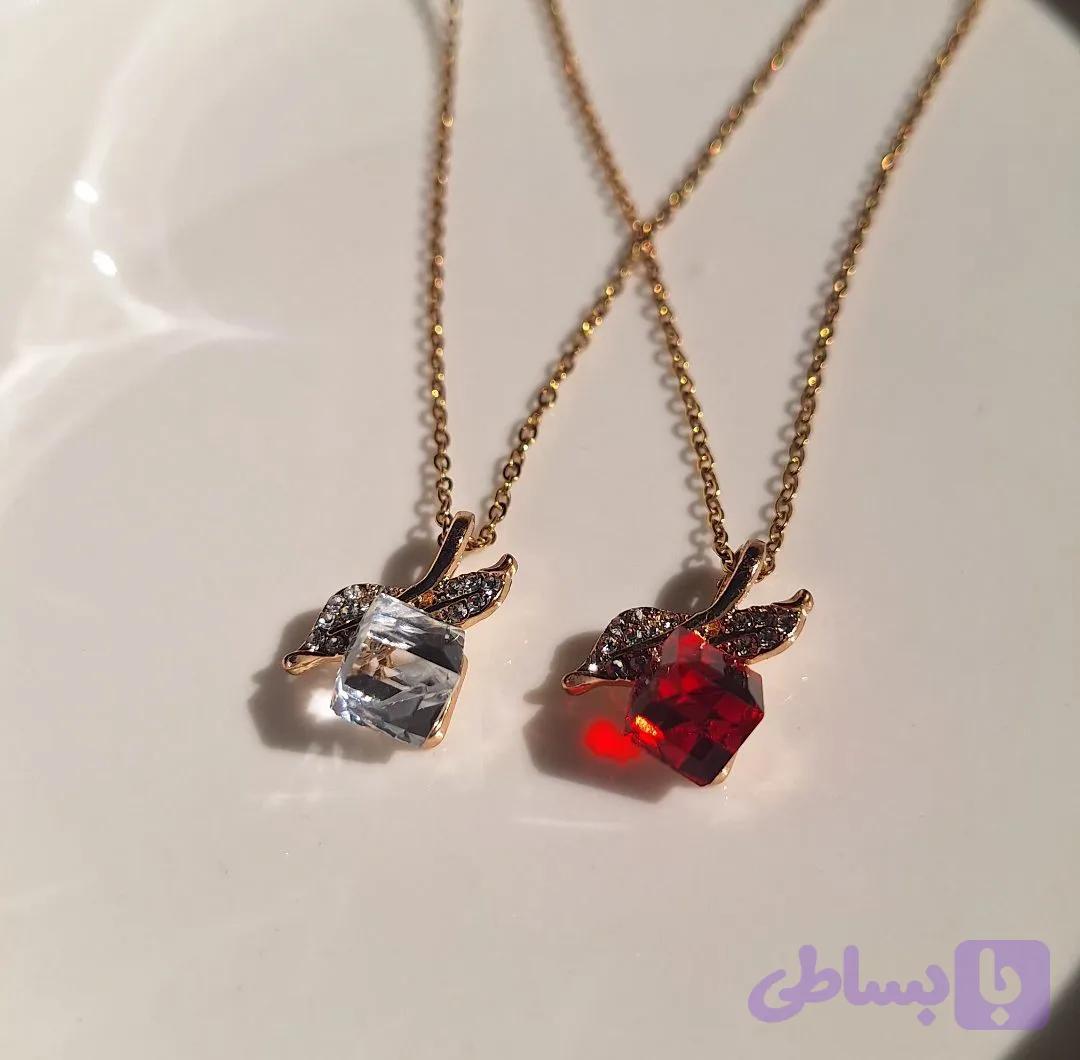 گردنبند سواروسکی طرح مکعبی