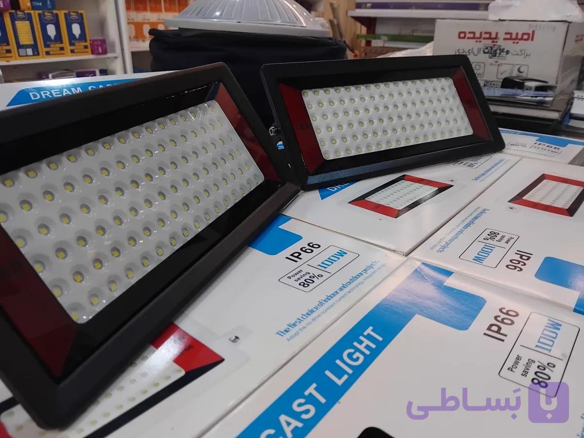 پرژکتور 100 وات ضداب فلت — تصویر 1