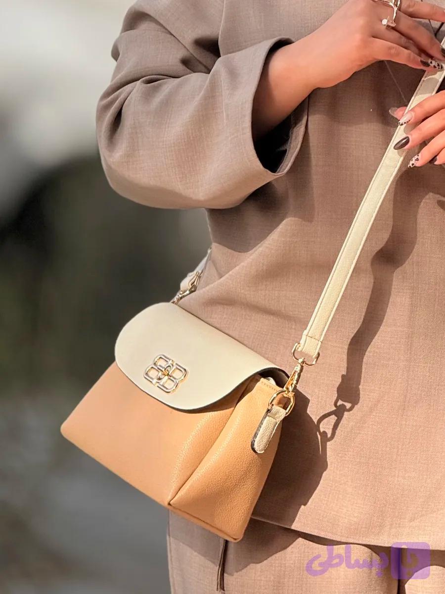 کیف دوشی کرم وارداتی Balenciaga