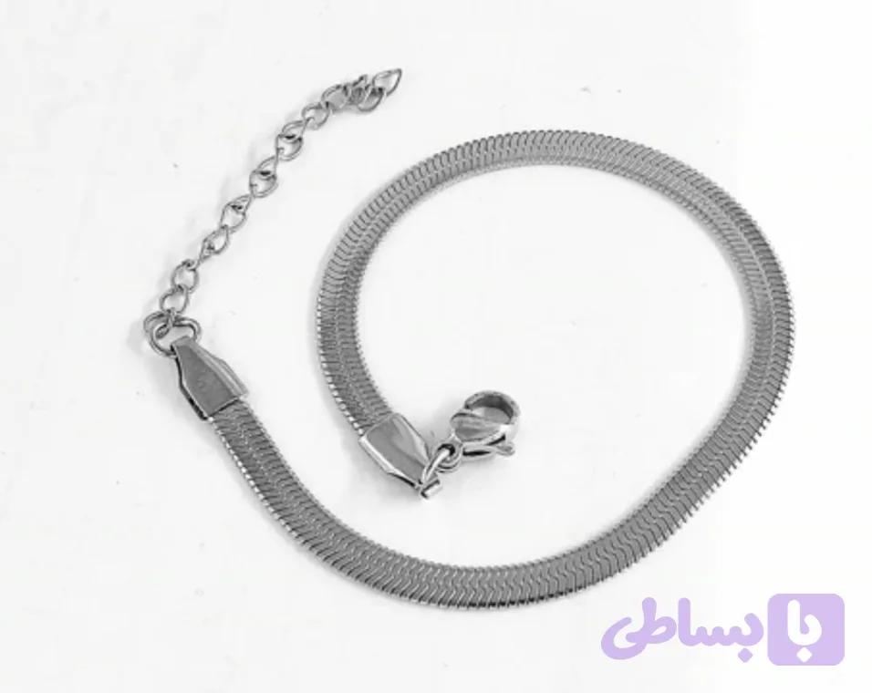 دستبند ماری نقره‌ای
