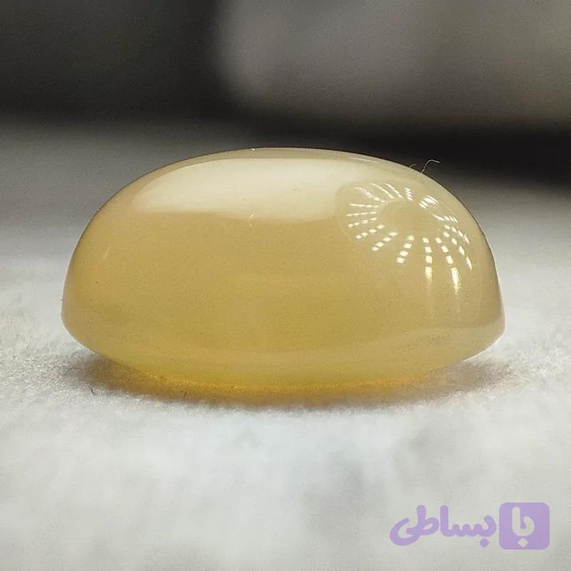 عقیق زرد نباتی