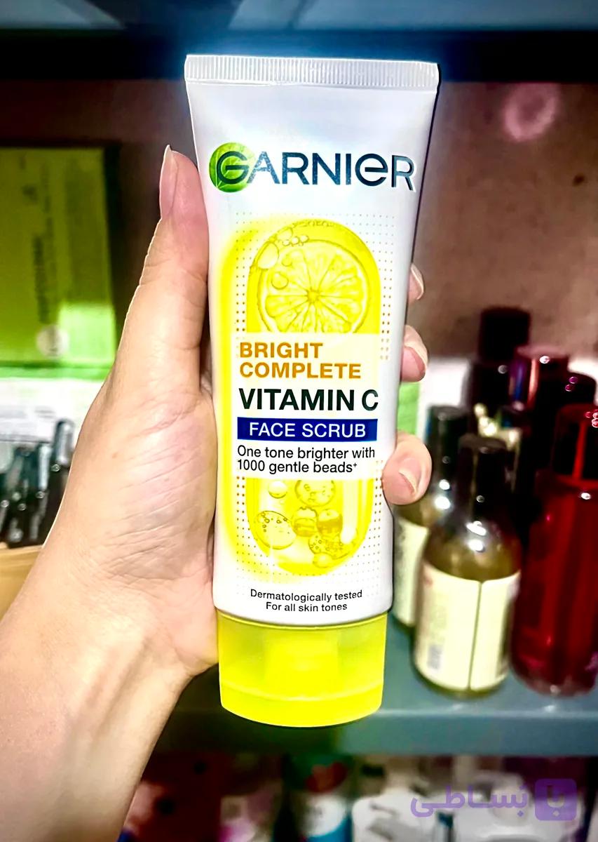 اسکراب صورت ویتامین c گارنیر مدل BRIGHT Complete|حجم ۱۰۰میل