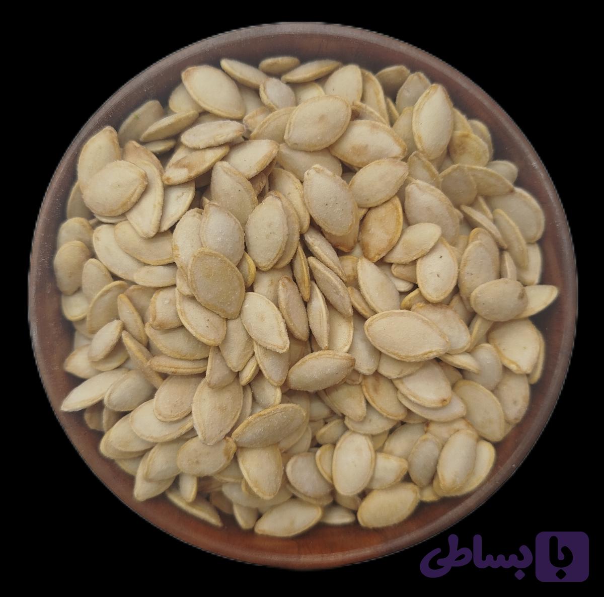تخمه کدو پر مغز نمکی