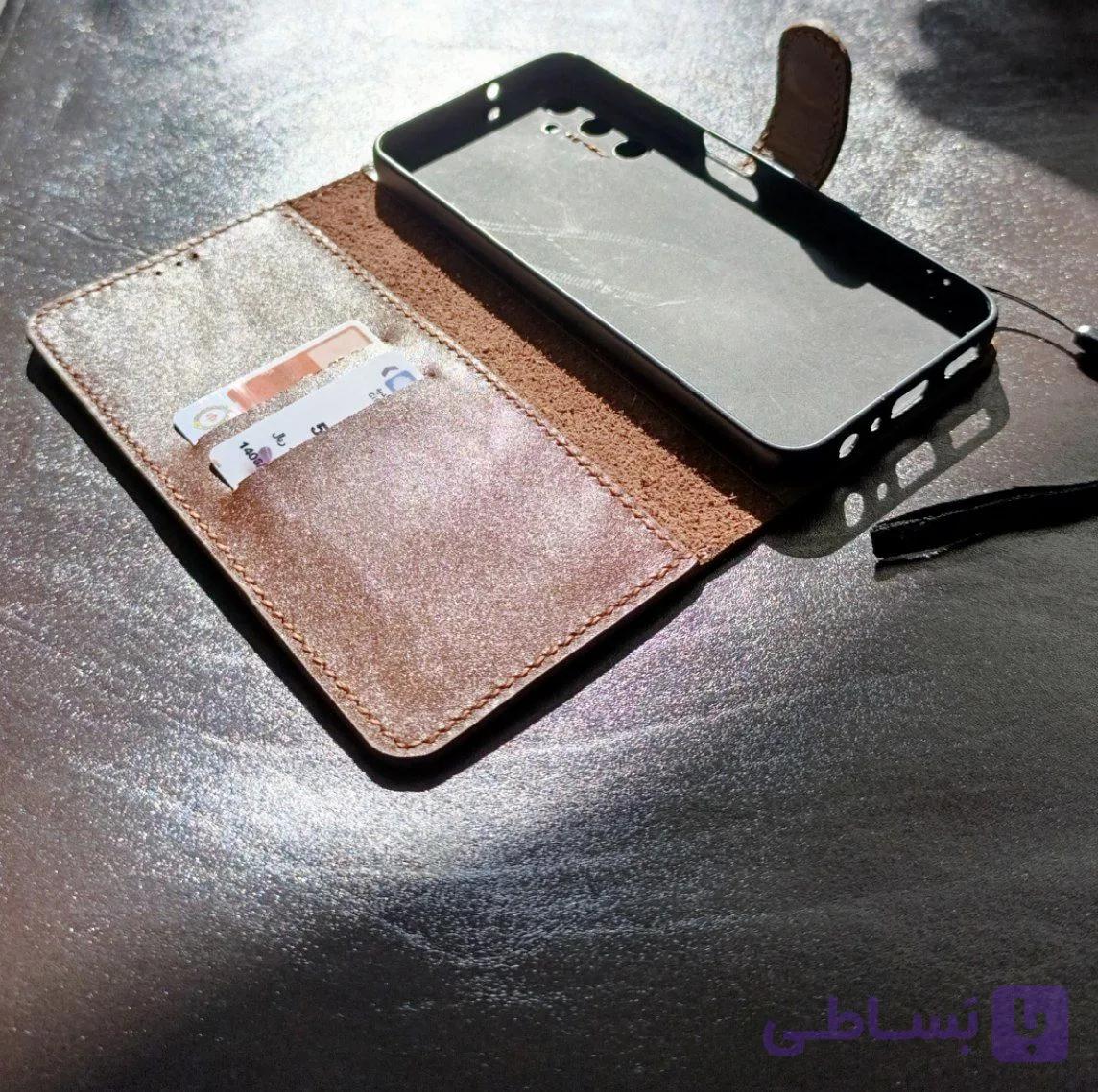 گارد چرمی موبایل