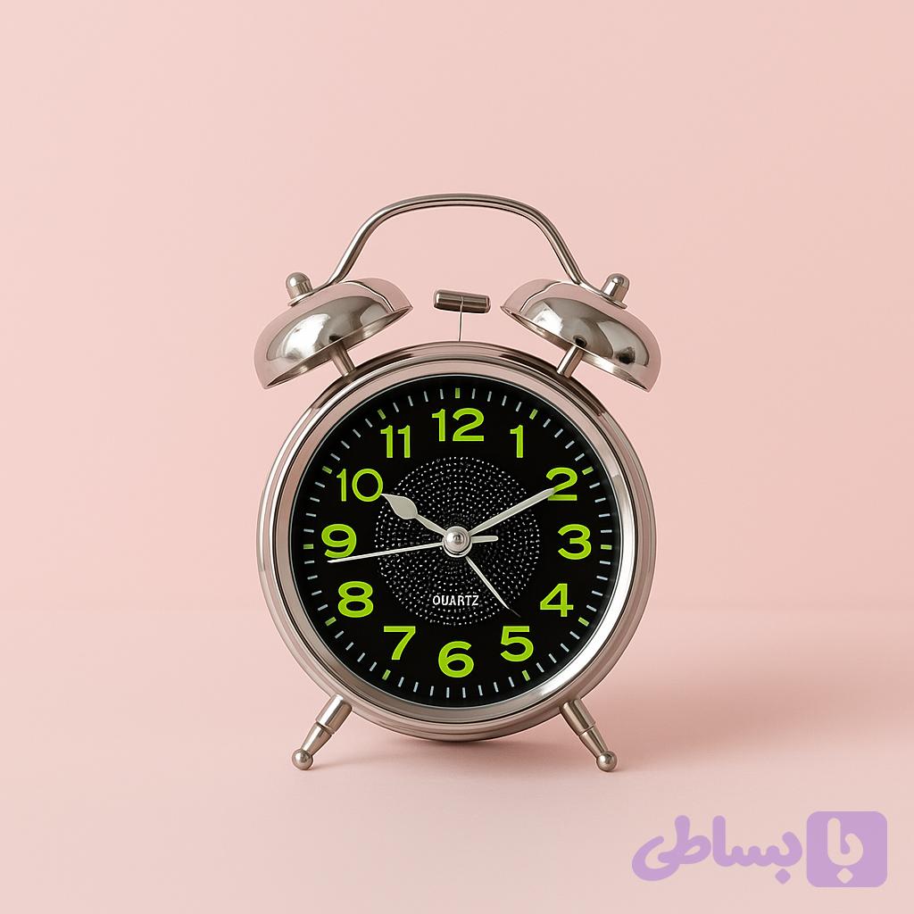 ساعت نقره ای شب نما کوچک — تصویر 1