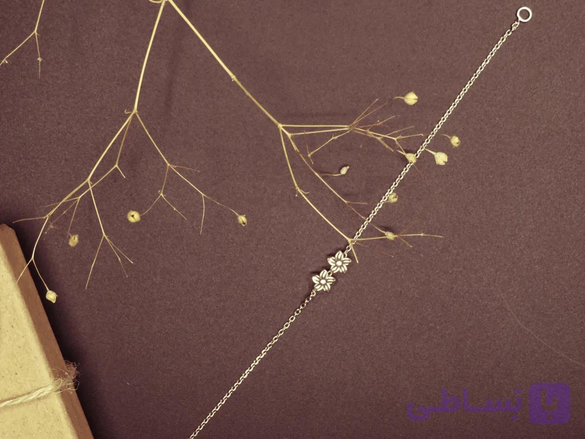 دستبند مینیمال نقره طرح گل کد 02265