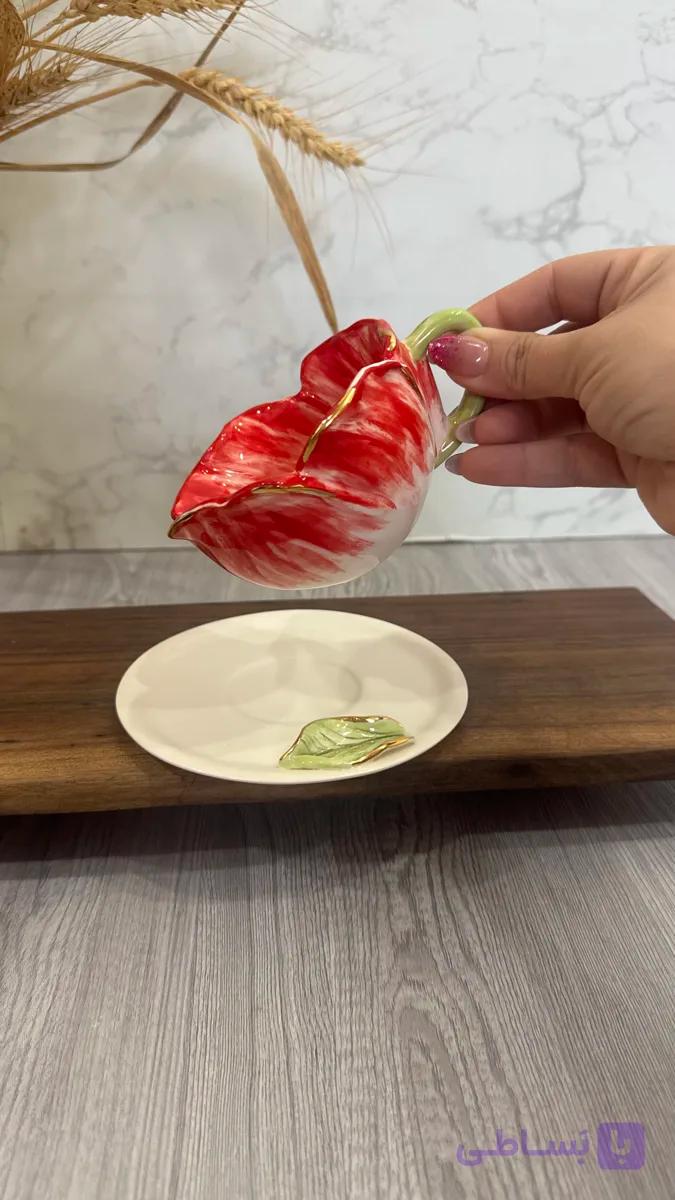 فنجان‌نعلبکی سرامیکی مزین‌به‌طلا طرح‌گل‌رز