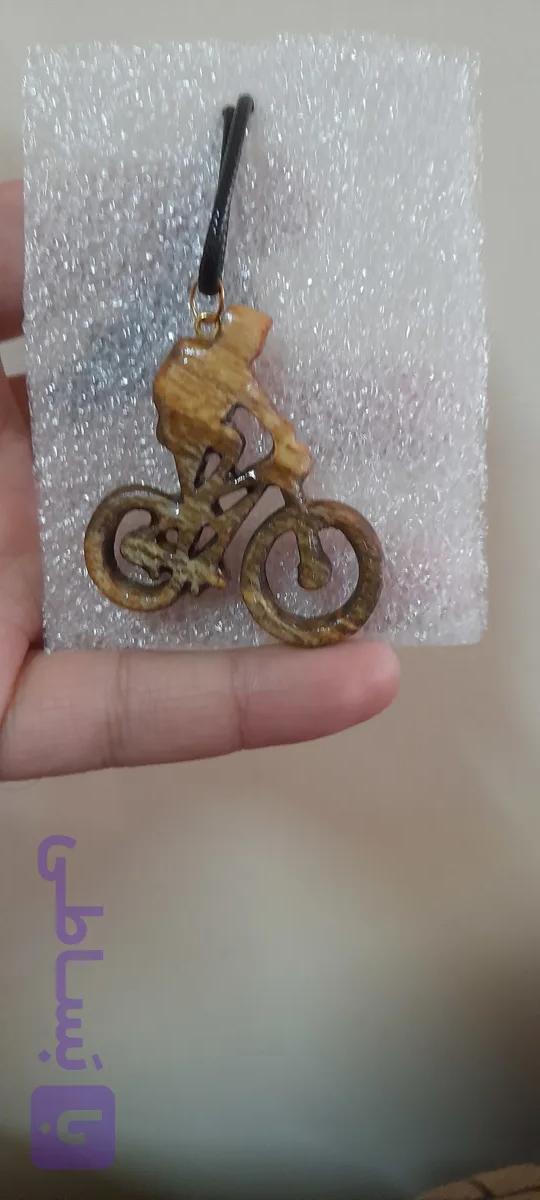 گردنبند دوچرخه سوار کوهستان