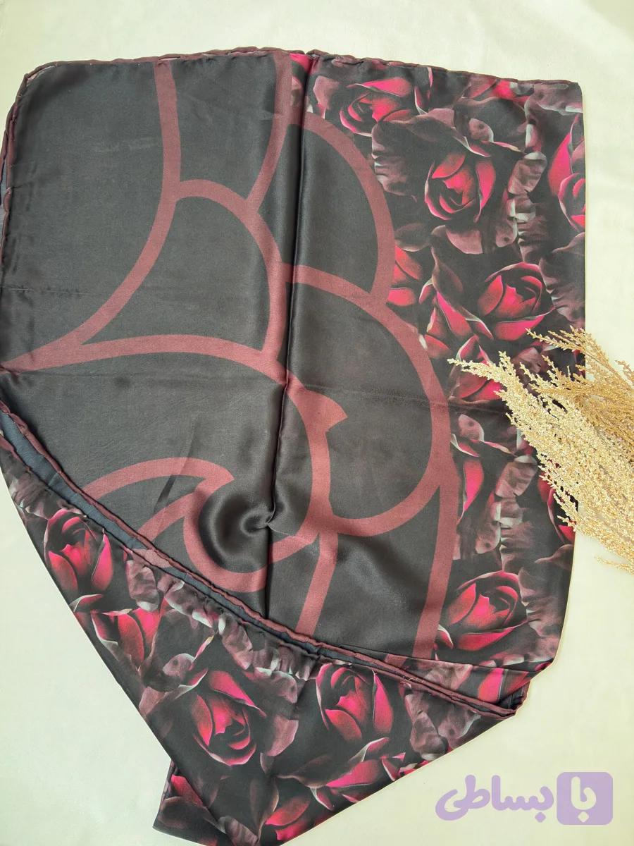 روسری ابریشم گل قرمز