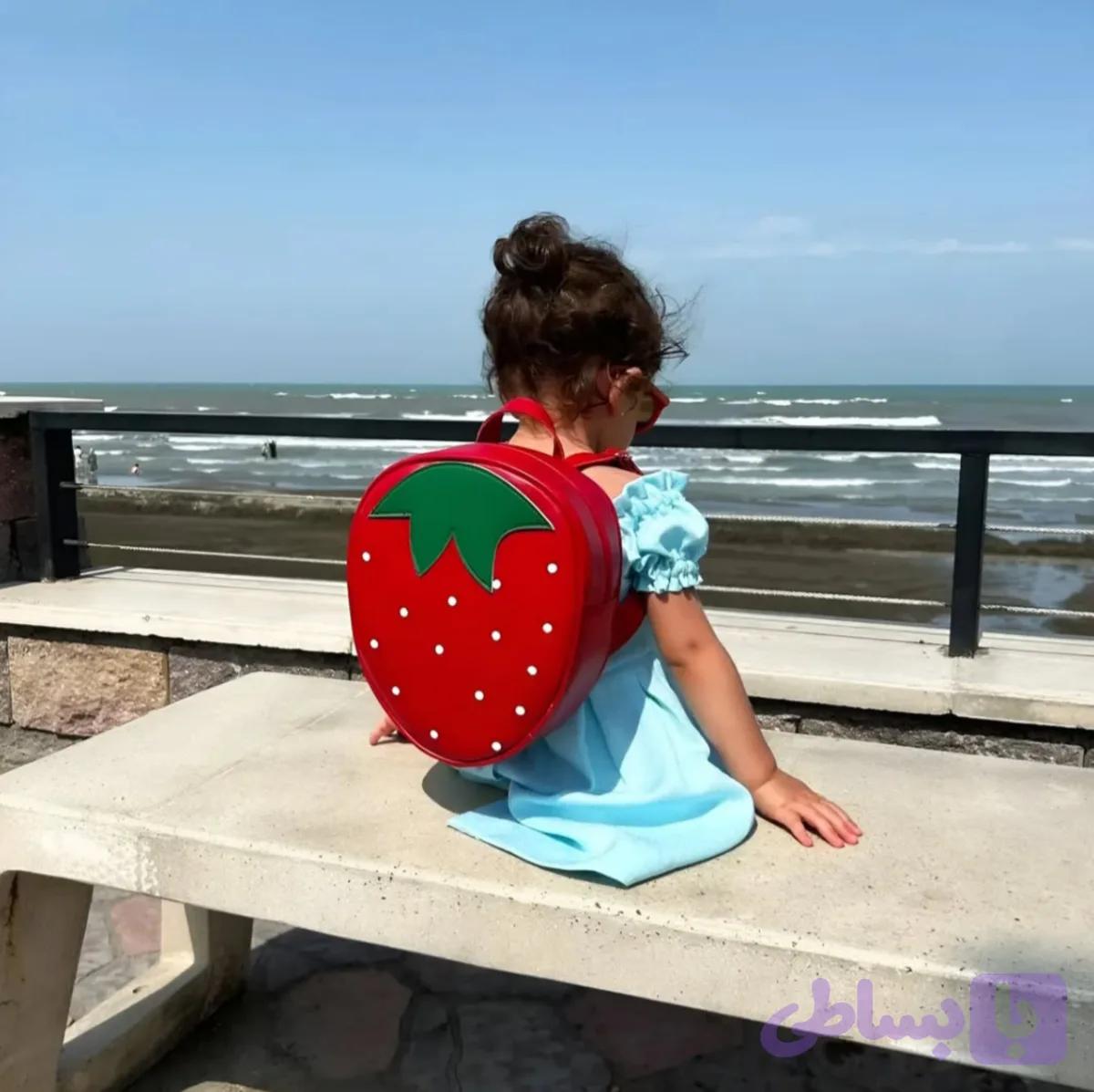 کوله توت فرنگی