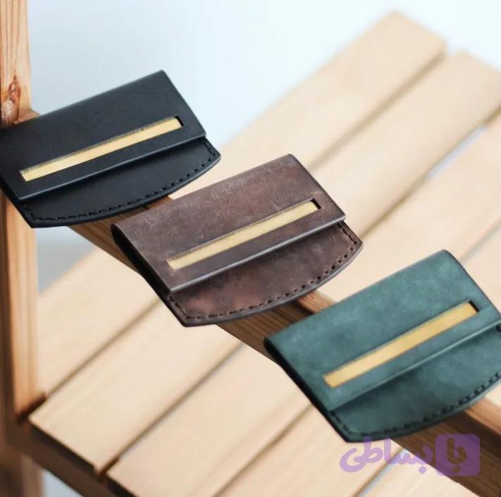 کیف کارت چرم طبیعی با ورق برنجی | دست‌ دوز شیک و کاربردی | مشکی ، سبز تیره ، سبز مات ، عسلی روشن ، عسلی تیره ، قهوه ای تیره، قهوه ای مات