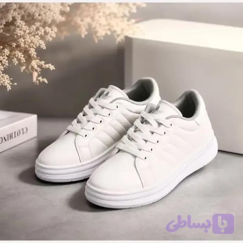 کفش کتانی اسپرت ونس چرم آدیداس سفید زنانه و مردانه زیره پیو سایز 37 تا 46 — تصویر 1