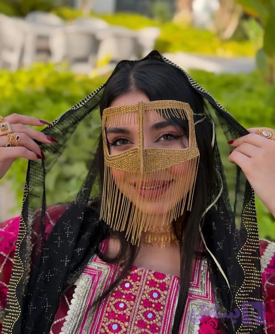 برقع مدل نگینی دست دوز کد 0001411