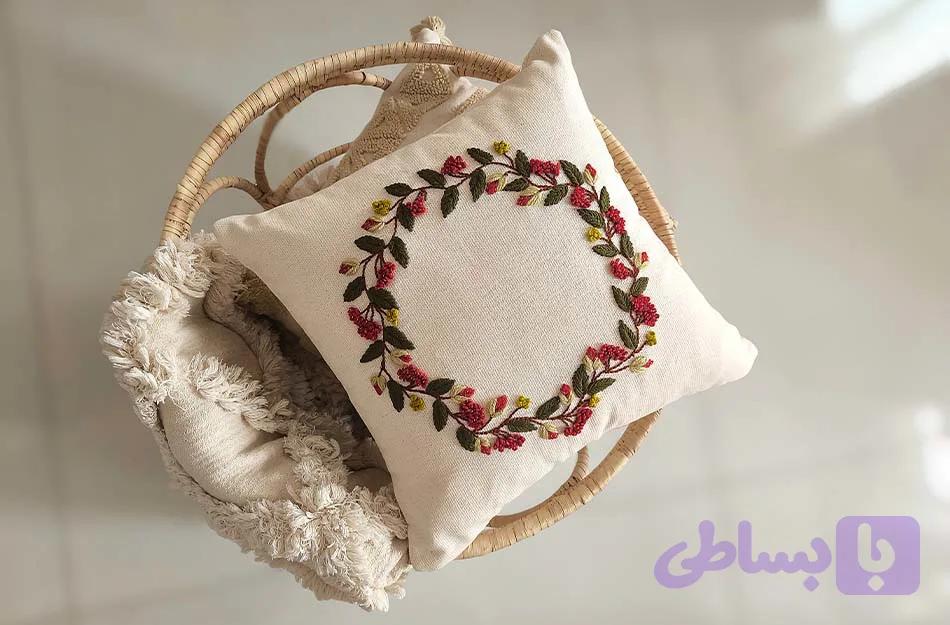کوسن گلدوزی با سوزن پانچ کد یک — تصویر 1