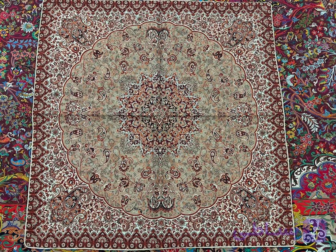رومیزی ترمه ابریشم طرح شاه زرند کد 4