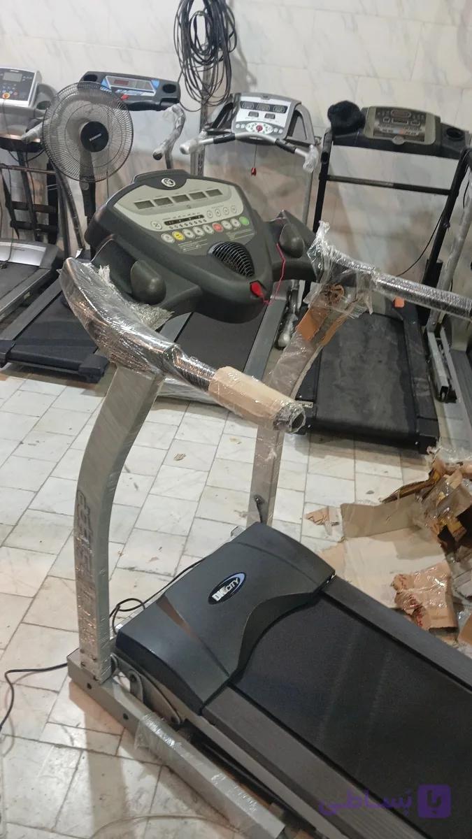 تردمیل دی کی سیتی دست دو خانگی