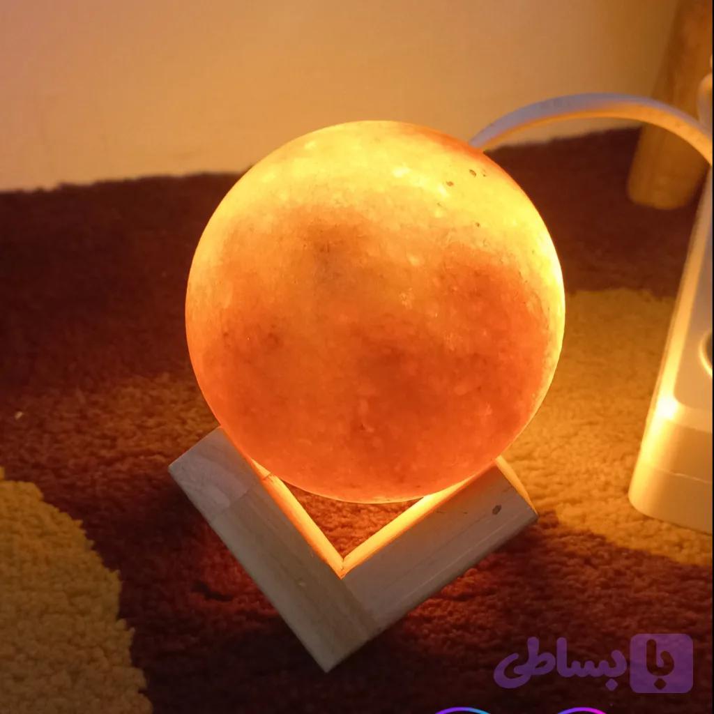 آباژور سنگ نمک پایه دار — تصویر 1